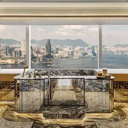 Island Shangri-La, Hong Kong-3